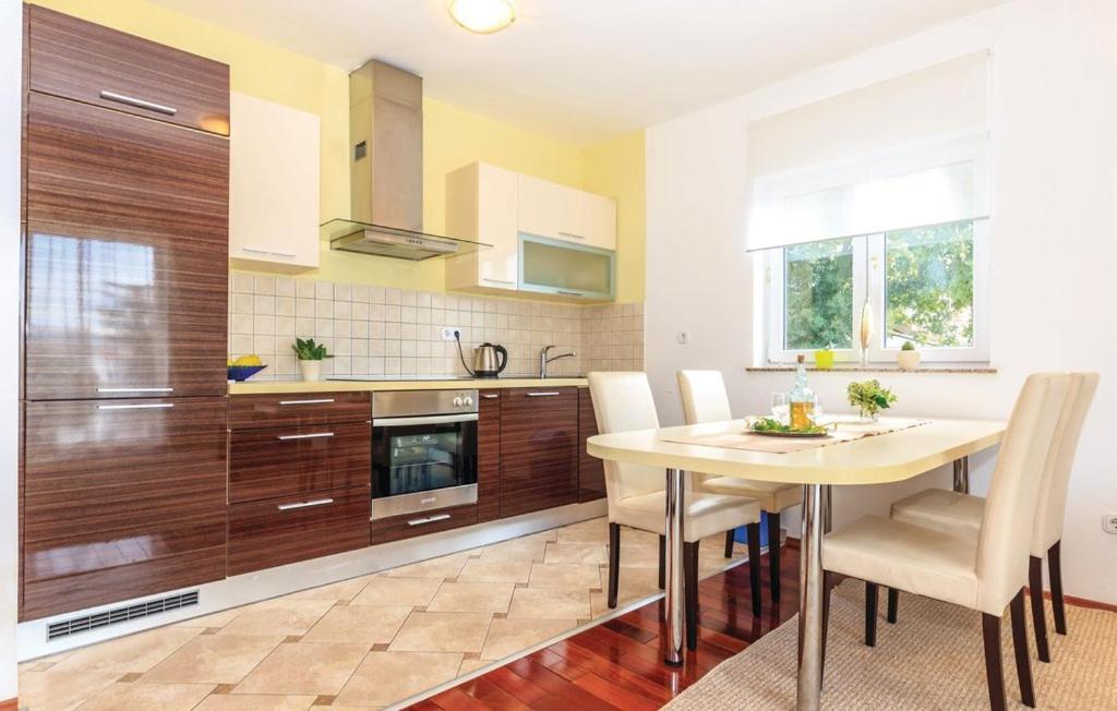 Apartment Sofia Цриквеница Экстерьер фото